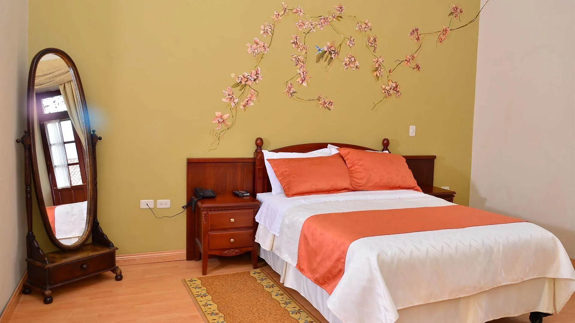 קואנקה Hotel Campanario